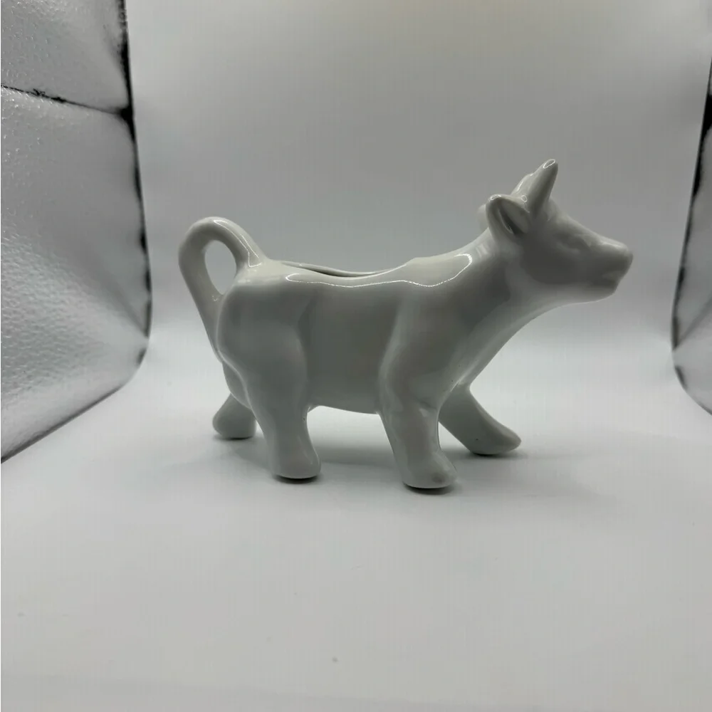 White Cow‎ Creamer NEW